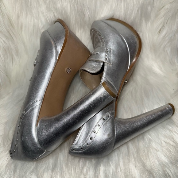 Stylish Silver Loafers for Women - Picture 6 of 12